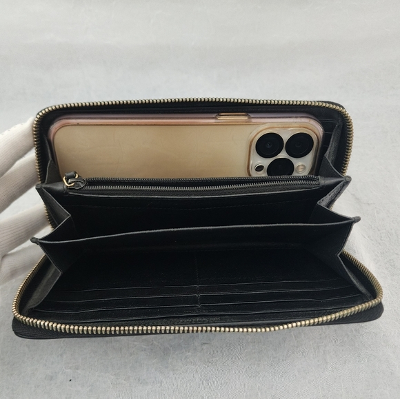 Auth YSL Yves Saint Laurent Zip Around Long Wallet - Picture 4 of 10